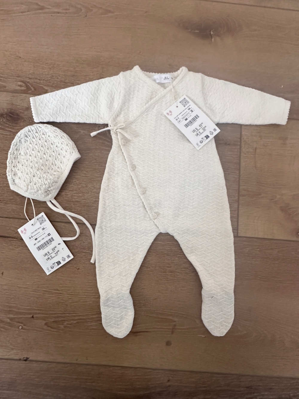 Zara Knit Baby blessing One-Piece outfit with Matching Bonnet